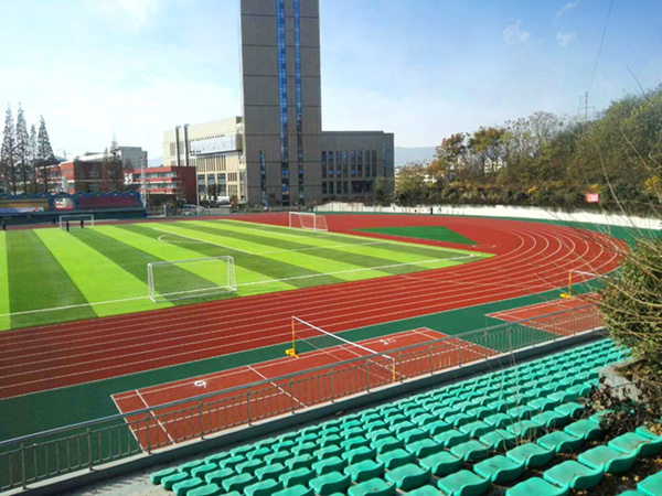 【福建】龙岩华侨职业中专学校